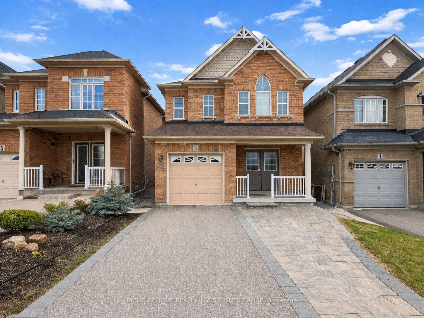 Stunning 4 Bedroom 4 Washroom Detached